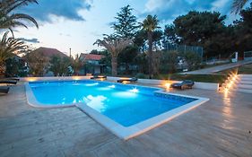 Scenic Holiday Home In Bibinje Near Sea