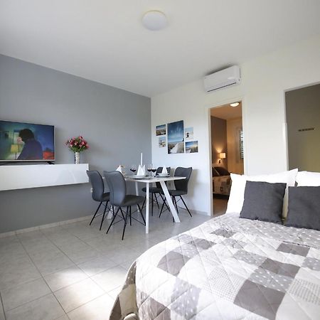 Scenic Holiday Home In Bibinje Near Sea Exterior foto
